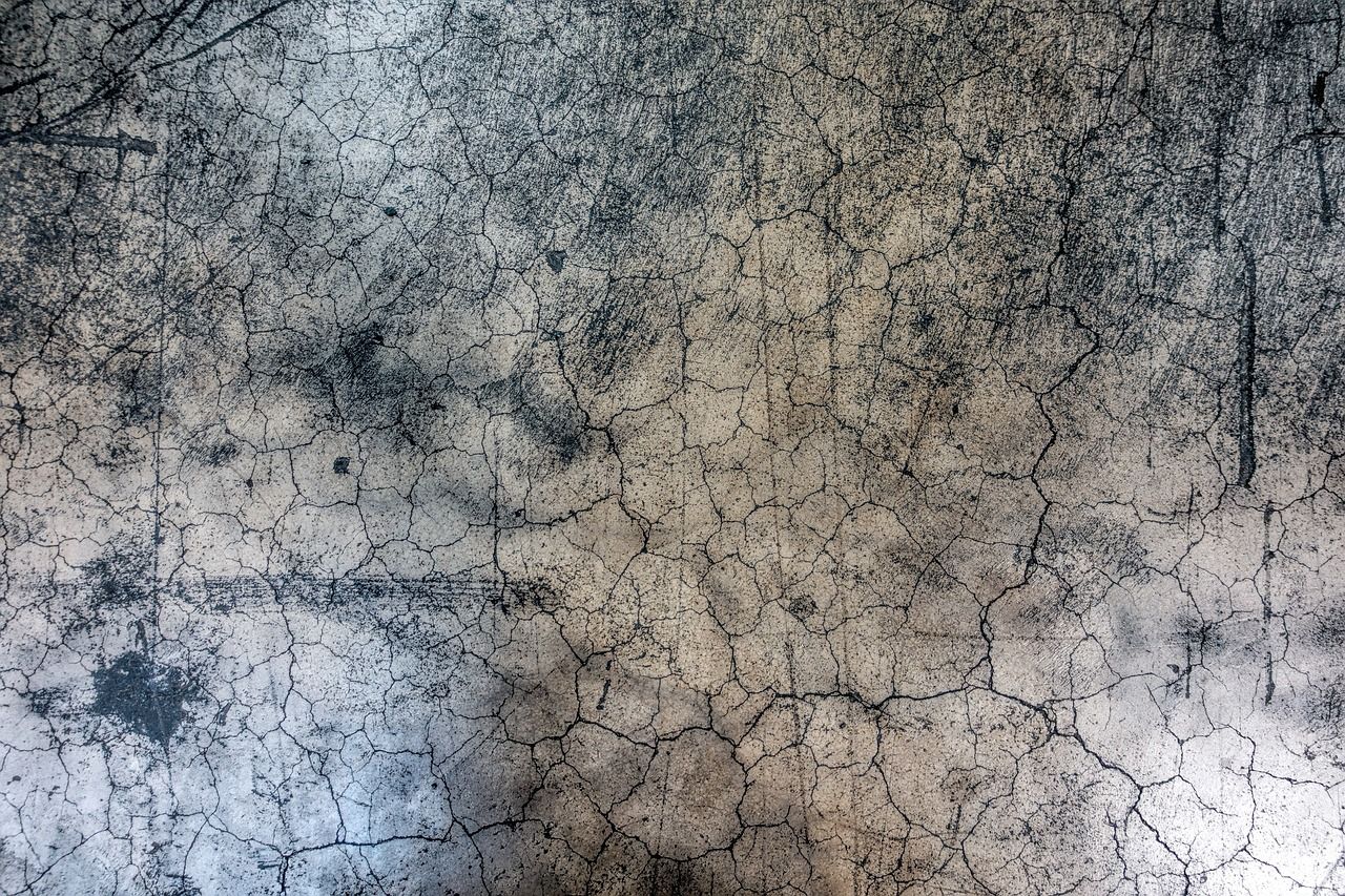 réparation de fissures dans les murs : solutions efficaces pour restaurer la solidité et l'esthétique de vos surfaces murales rapidement et durablement.