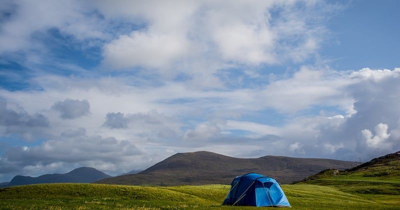 Où camper en Drôme provençale en 2026 : huit adresses et l'erreur à ne pas commettre